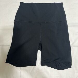Lulu high align shorts